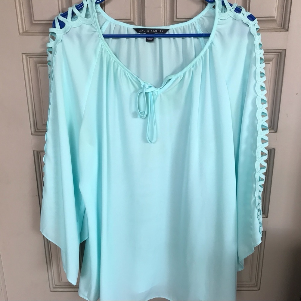 BOHO Zac&Rachel Top BoHo Aqua Sleeve Insert Round Neck Tie Front Pullover